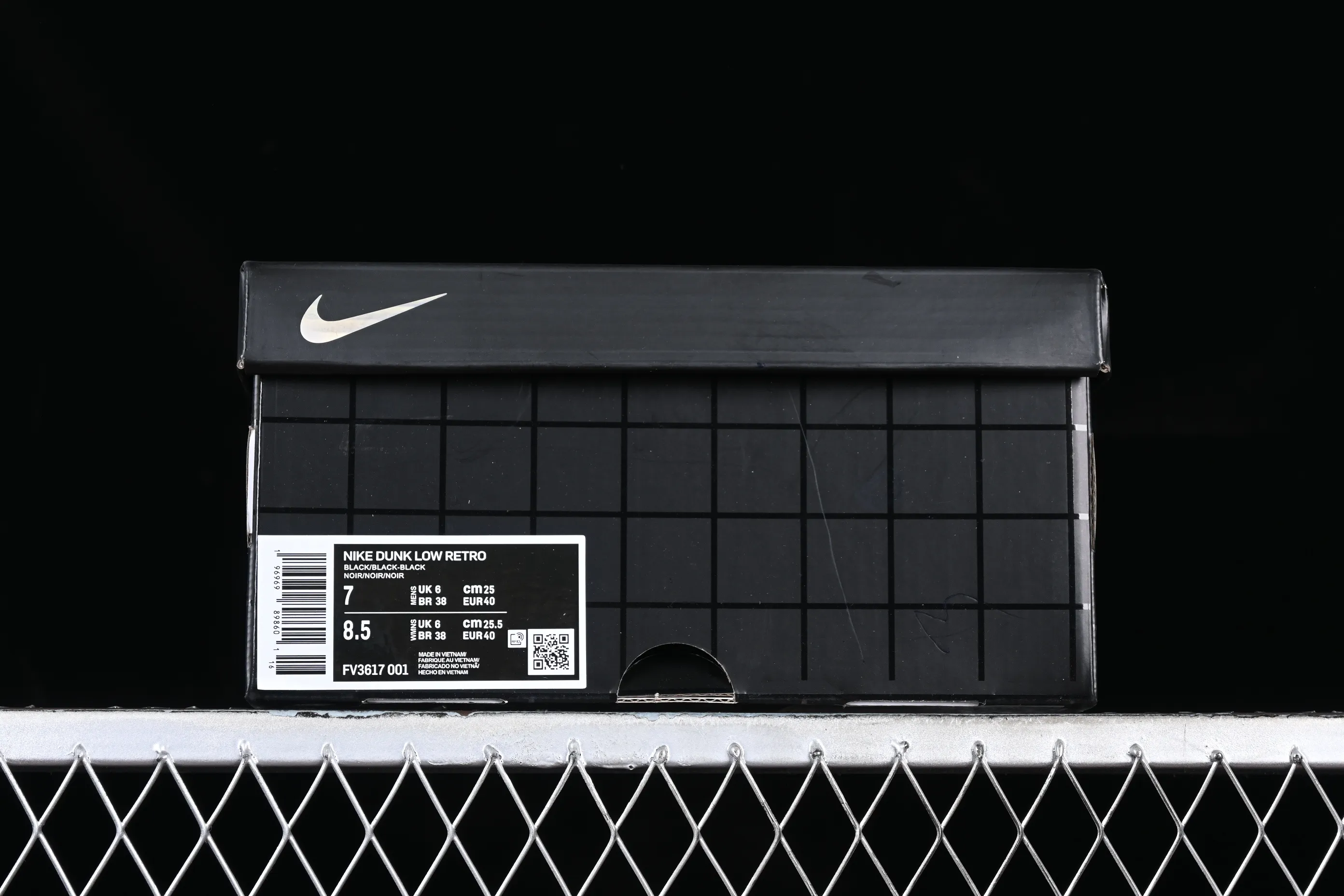 All categories Nk SB Dunk series Nk SB Dunk Low low-top sneakers Nk Dunk Low "Hyperflat" black, gray, and yellow laser gradient SB low-top casual sneakers FV3617-001